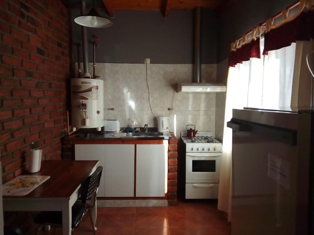 Departamentos Alvear Esquel Bilik gambar